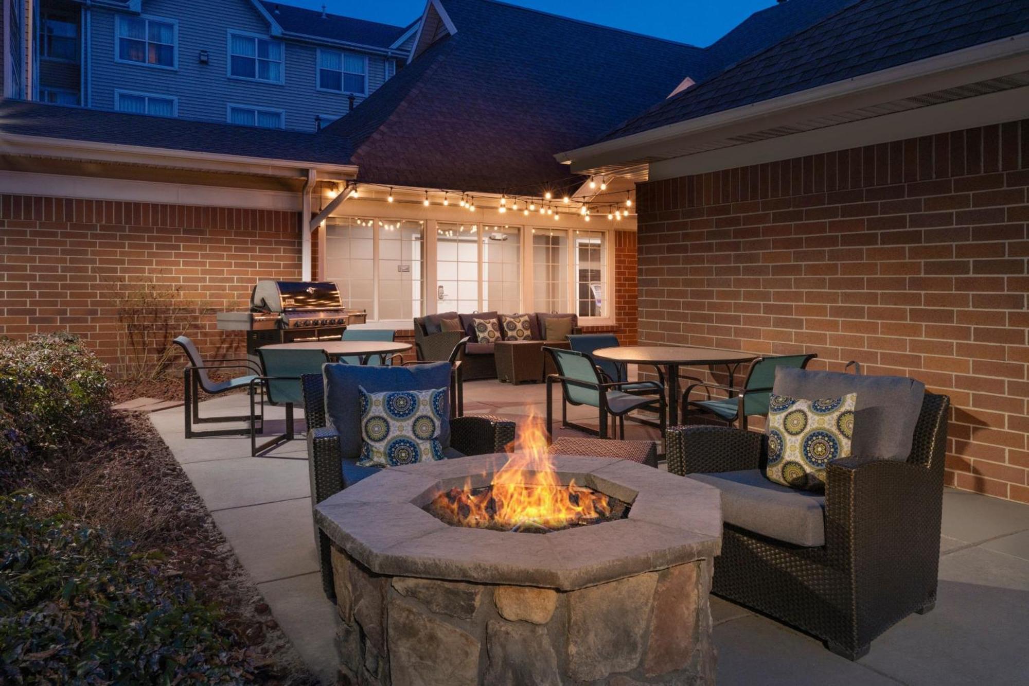 Residence Inn Salt Lake City Airport Экстерьер фото