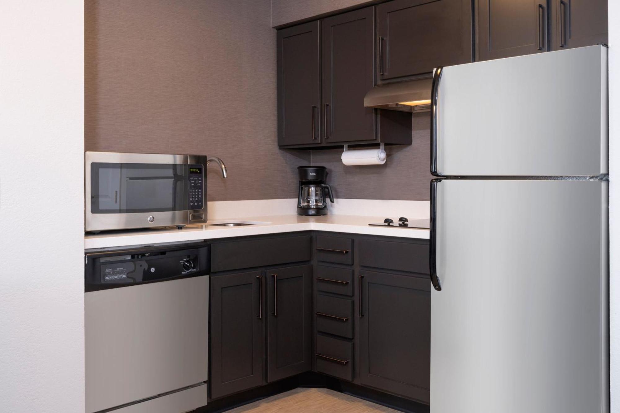 Residence Inn Salt Lake City Airport Экстерьер фото